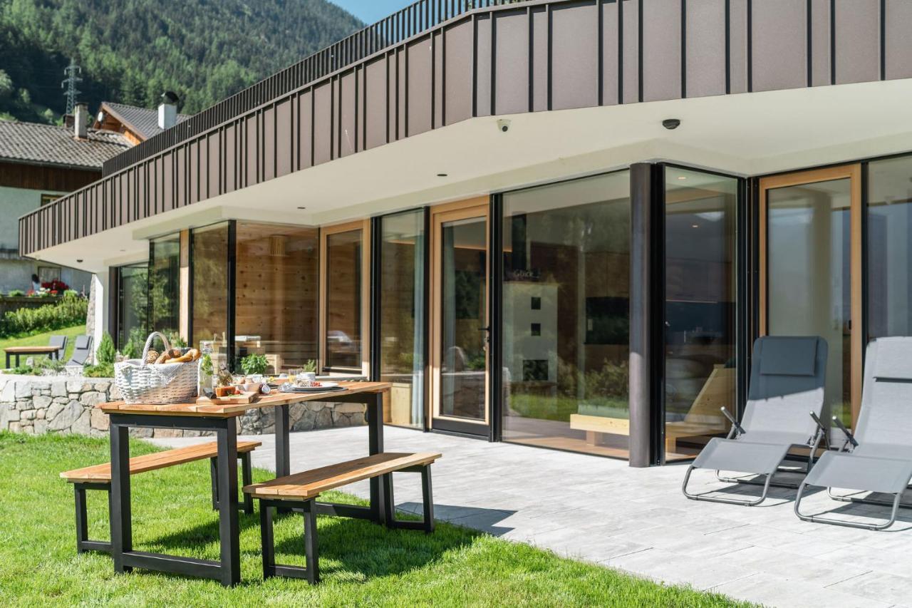 Innermoser Bauernhof - Chalets Molini di Tures Bagian luar foto