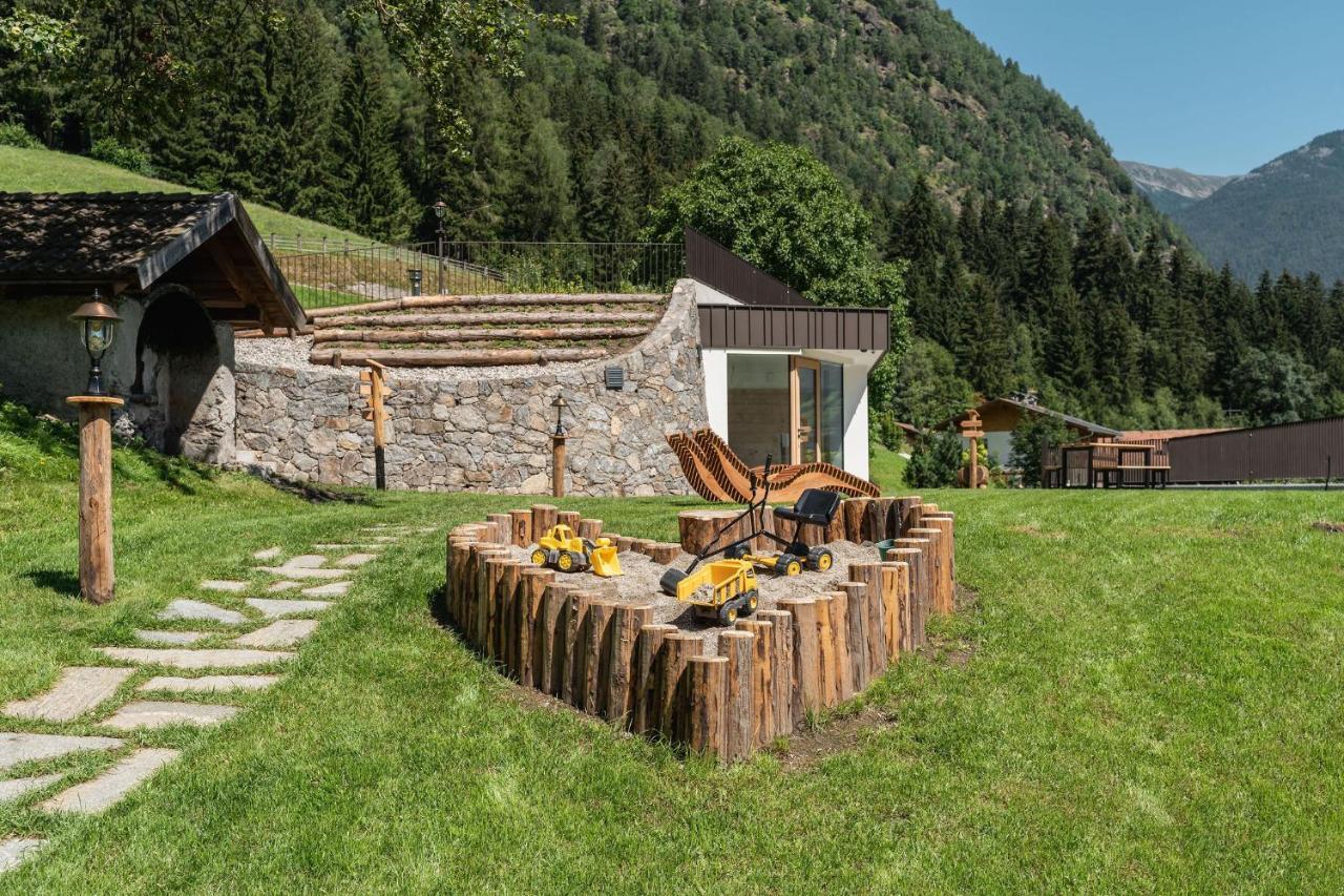 Innermoser Bauernhof - Chalets Molini di Tures Bagian luar foto