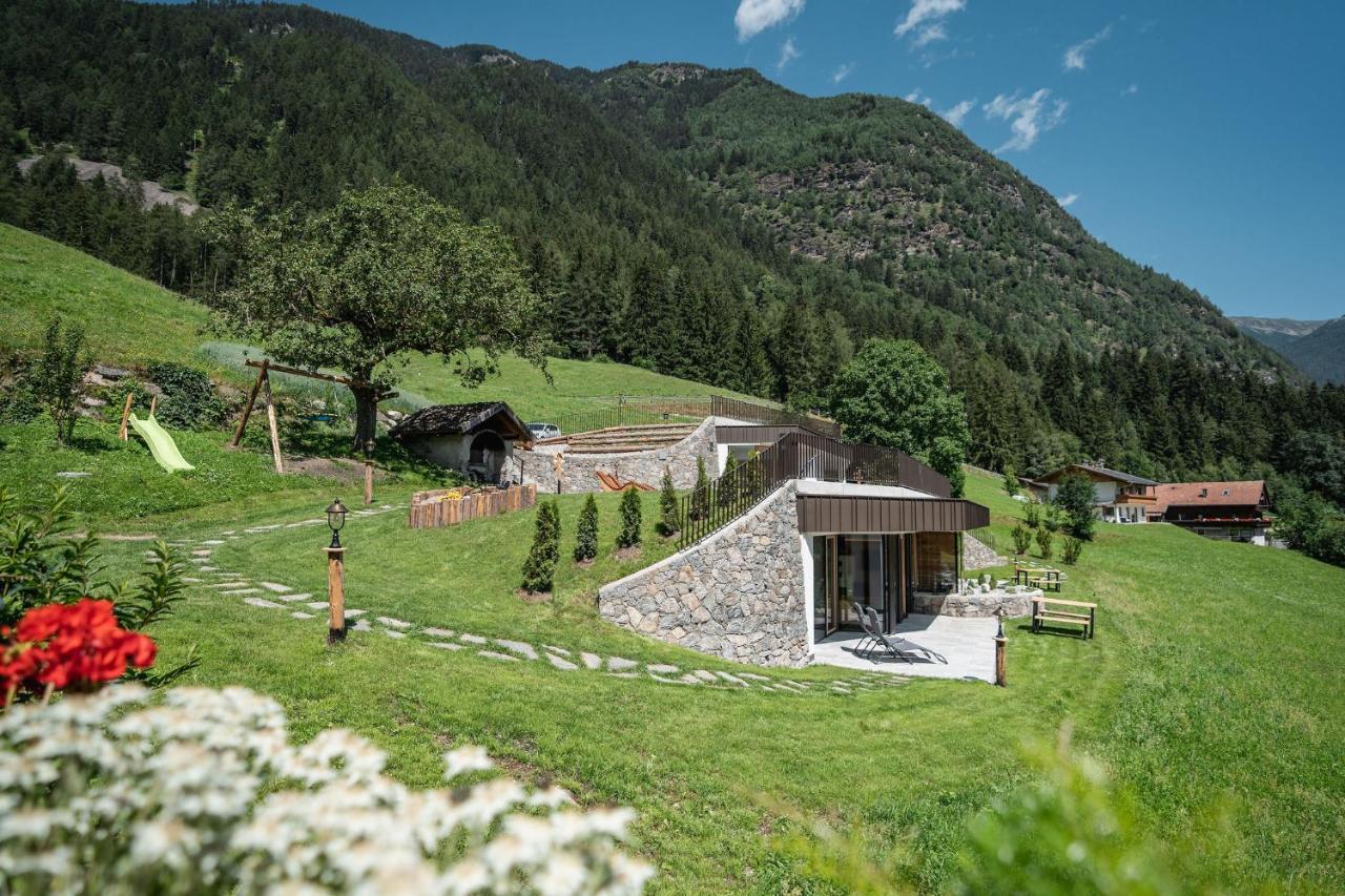 Innermoser Bauernhof - Chalets Molini di Tures Bagian luar foto